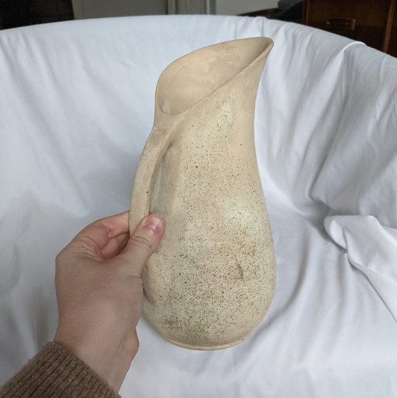 Vintage Speckled Earthenware Pottery Pitcher Vase - Picture 3 of 6